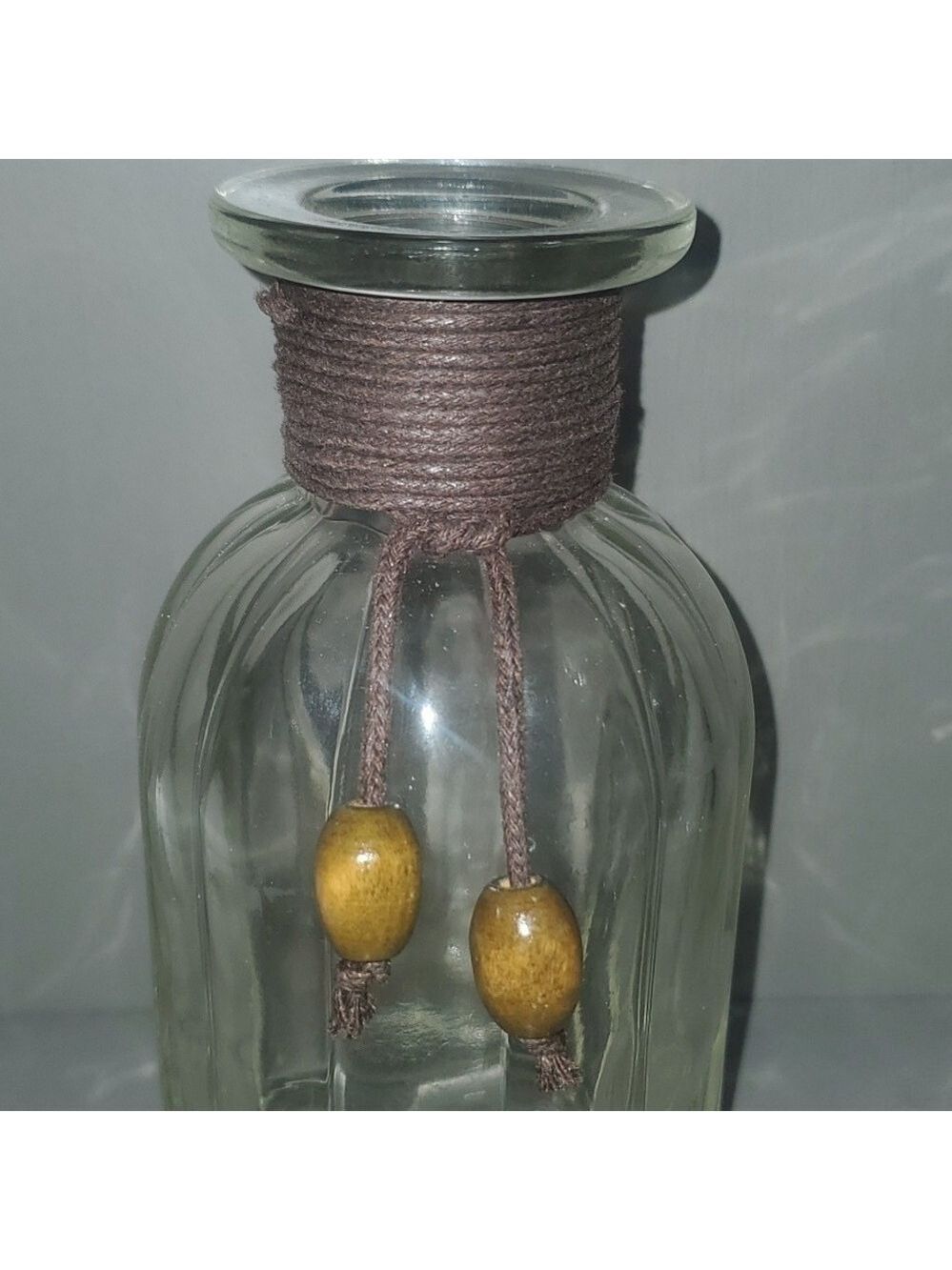 Pier 1 Glass Ribbed Pattern Art Deco Vase Infusion Incense Stick Brown Accents - Picture 4 of 6